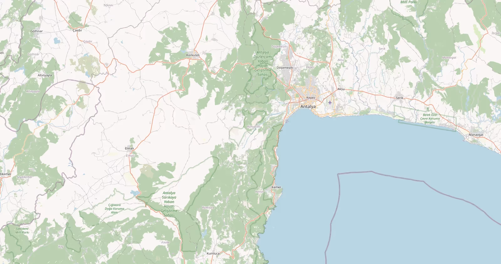 Overzichtskaart van de regio rond Antalya met de kustlijn, het gebergte en de hoofdwegen, van Saklıkent tot Manavgat